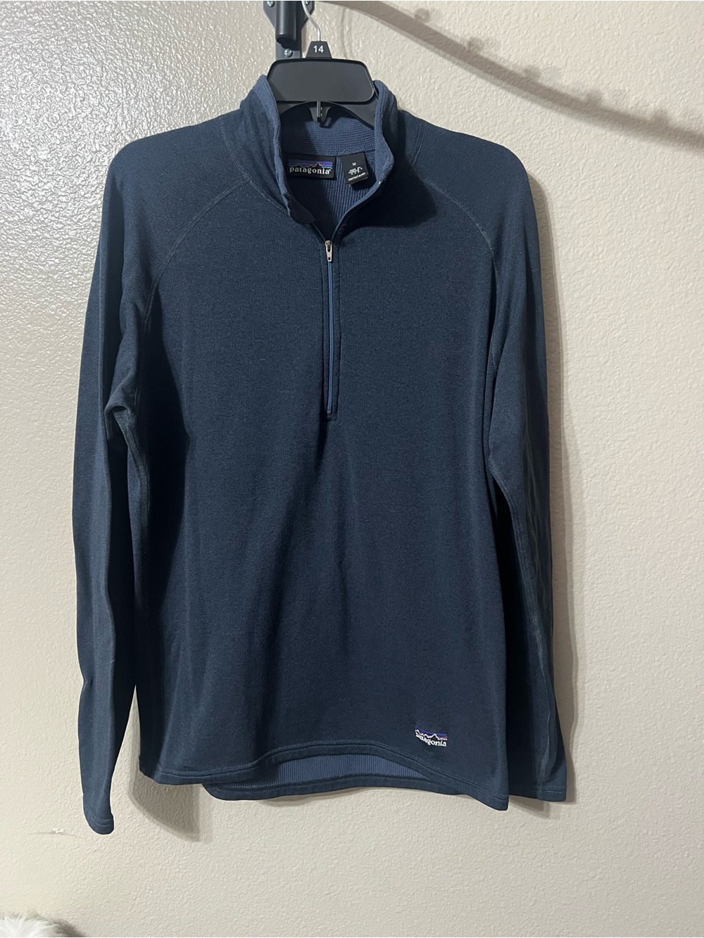 Patagonia R.5 Long Sleeve Waffle Zip Shirt Men's Medium USA 41600 VTG Navy Blue